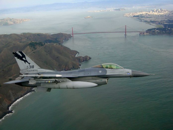 01sopabox-bourkeGolden Gate Left